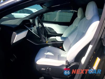 Zdjęcie 7 z 13 samochodu: 2025 TESLA MODEL X VIN:7SAXCBE68SF467186 - miniatura