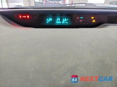 Zdjęcie 9 z 12 samochodu: 2007 TOYOTA PRIUS BASE VIN:JTDKB20UX77676121 - miniatura