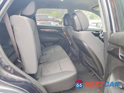 Zdjęcie 11 z 13 samochodu: 2012 KIA SORENTO LX VIN:5XYKTCA69CG274798 - miniatura