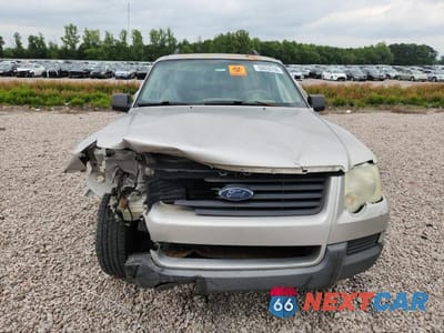Piąte zdjęcie samochodu w środku: 2006 FORD EXPLORER XLS VIN:1FMEU62E86UA48266 - miniatura