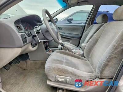 Zdjęcie 7 z 13 samochodu: 2001 NISS ALTIMA SL 4D SEDAN VIN:1N4DL01D51C166613 - miniatura