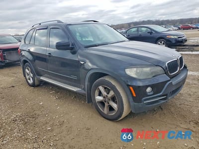 Czwarte zdjęcie samochodu z boku: 2009 BMW X5 XDRIVE30I VIN:5UXFE43529L038818 - miniatura