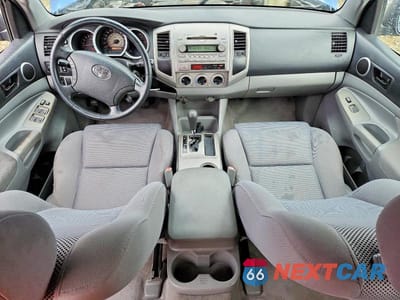 Zdjęcie 8 z 12 samochodu: 2006 TOYOTA TACOMA DOUBLE CAB PRERUNNER VIN:5TEJU62NX6Z278000 - miniatura