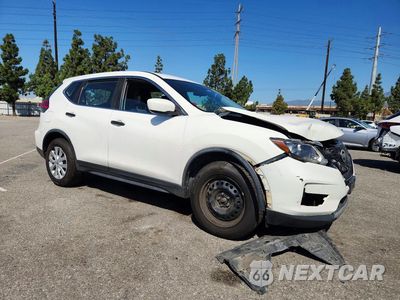 Czwarte zdjęcie samochodu z boku: 2017 NISSAN ROGUE S VIN:JN8AT2MT1HW133732 - miniatura