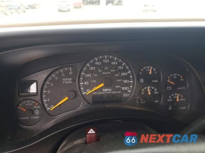 Zdjęcie 9 z 12 samochodu: 2001 CHEVROLET SILVERADO K2500 HEAVY DUTY VIN:1GCHK29U81E191153 - miniatura
