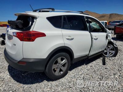 Trzecie zdjęcie samochodu z tyłu: 2014 TOYOTA RAV4 XLE VIN:JTMWFREV1EJ014671 - miniatura
