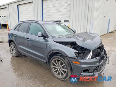 Czwarte zdjęcie samochodu z boku: 2018 AUDI Q3 PREMIUM PLUS VIN:WA1JCCFS4JR010592 - miniatura