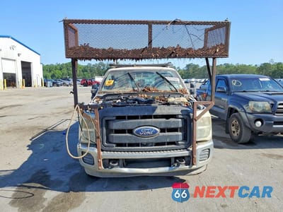 Piąte zdjęcie samochodu w środku: 2011 FORD F-250 SUPER DUTY VIN:1FT7X2ATXBEB29190 - miniatura