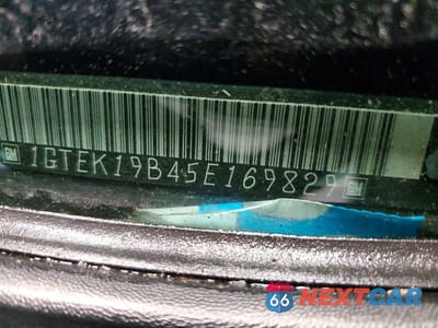 Zdjęcie 12 z 12 samochodu: 2005 GMC SIERRA 1500 4WD VIN:1GTEK19B45E169829 - miniatura