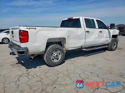 Trzecie zdjęcie samochodu z tyłu: 2016 CHEVROLET SILVERADO K2500 HEAVY DUTY VIN:1GC1KUE84GF255861 - miniatura