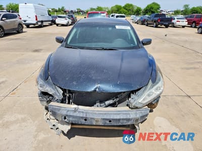 Piąte zdjęcie samochodu w środku: 2017 NISSAN ALTIMA 2.5 S VIN:1N4AL3AP5HN346123 - miniatura