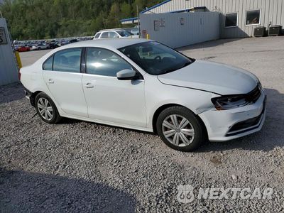 Czwarte zdjęcie samochodu z boku: 2017 VOLKSWAGEN JETTA S VIN:3VW2B7AJ9HM233657 - miniatura