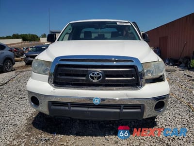 Piąte zdjęcie samochodu w środku: 2012 TOYOTA TUNDRA DOUBLE CAB SR5 VIN:5TFRM5F17CX043917 - miniatura