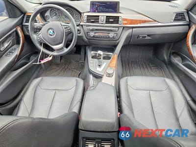 Zdjęcie 8 z 12 samochodu: 2015 BMW 328 XI VIN:WBA3B3G56FNR89361 - miniatura