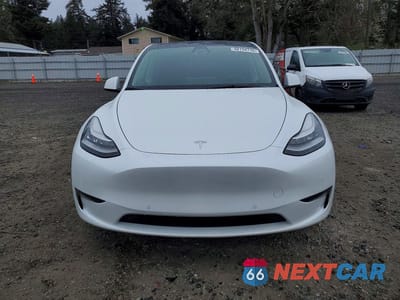 Piąte zdjęcie samochodu w środku: 2022 TESLA MODEL Y VIN:7SAYGDEE7NF316064 - miniatura