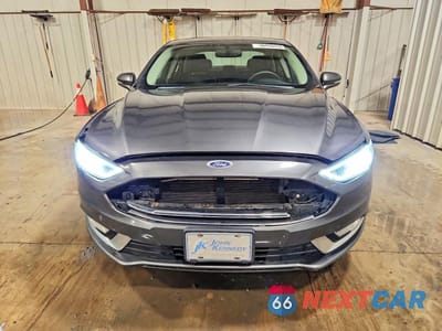 Piąte zdjęcie samochodu w środku: 2017 FORD FUSION SE VIN:3FA6P0H96HR111887 - miniatura