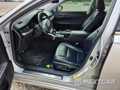 Zdjęcie 7 z 12 samochodu: 2013 LEXUS ES 350 BASE VIN:JTHBK1GG5D2075846 - miniatura