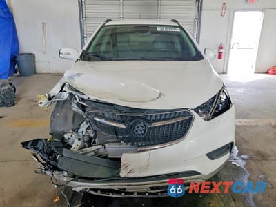 Piąte zdjęcie samochodu w środku: 2017 BUICK ENCORE PREFERRED VIN:KL4CJESBXHB097305 - miniatura