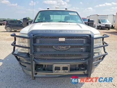 Piąte zdjęcie samochodu w środku: 2014 FORD F250 SUPER DUTY VIN:1FT7X2B66EEB35937 - miniatura