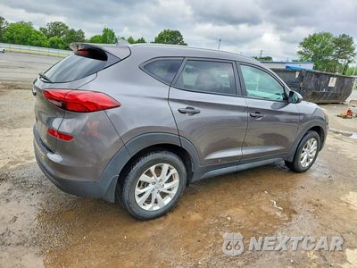 Trzecie zdjęcie samochodu z tyłu: 2020 HYUNDAI TUCSON VALUE VIN:KM8J33A42LU234051 - miniatura
