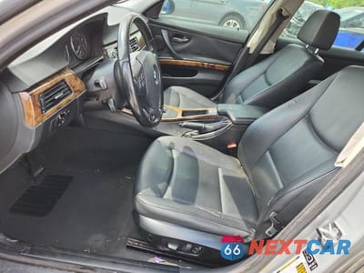 Zdjęcie 7 z 12 samochodu: 2006 BMW 325 I VIN:WBAVB13556KX48444 - miniatura