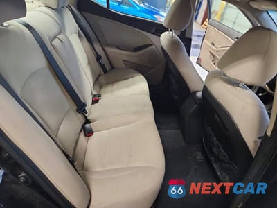 Zdjęcie 10 z 11 samochodu: 2014 KIA OPTIMA LX VIN:5XXGM4A73EG347365 - miniatura