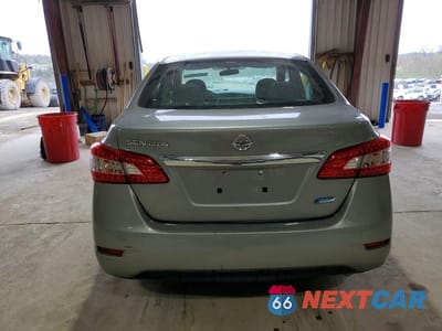 Zdjęcie 6 z 11 samochodu: 2014 NISSAN SENTRA S VIN:3N1AB7AP7EL681743 - miniatura