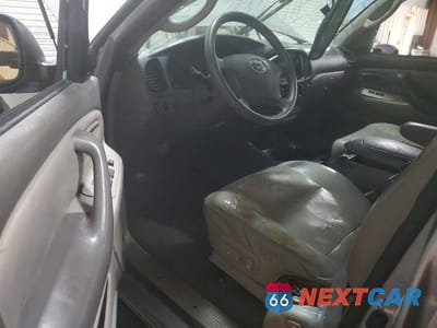 Zdjęcie 8 z 14 samochodu: 2003 TOYOTA SEQUOIA SR5 VIN:5TDBT44A03S189213 - miniatura