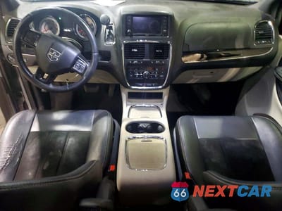 Zdjęcie 8 z 13 samochodu: 2016 DODGE GRAND CARAVAN SXT VIN:2C4RDGCG4GR364063 - miniatura