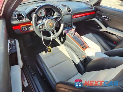 Zdjęcie 8 z 12 samochodu: 2018 PORSCHE CAYMAN VIN:WP0AA2A80JK261751 - miniatura