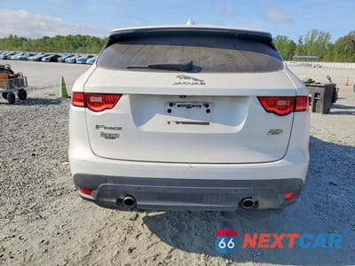 Zdjęcie 6 z 12 samochodu: 2019 JAGUAR F-PACE VIN:SADCS2FX2KA602830 - miniatura
