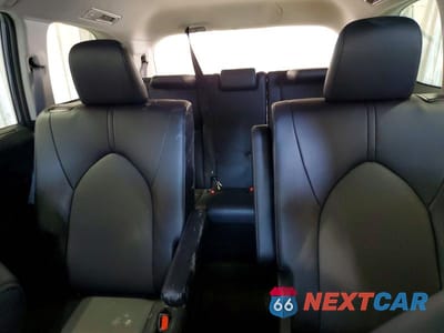 Zdjęcie 10 z 14 samochodu: 2025 TOYOTA GRAND HIGHLANDER XLE VIN:5TDAAAB57SS088139 - miniatura