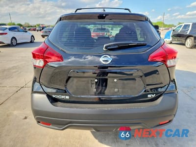 Zdjęcie 6 z 12 samochodu: 2018 NISSAN KICKS SV VIN:3N1CP5CU0JL511851 - miniatura