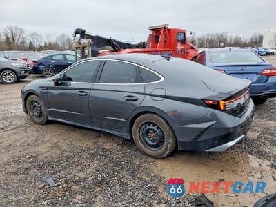 Drugie zdjęcie samochodu z przodu: 2024 HYUNDAI SONATA SEL VIN:KMHL64JA0RA407734 - miniatura