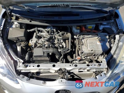 Zdjęcie 11 z 12 samochodu: 2016 TOYOTA PRIUS C ONE VIN:JTDKDTB37G1133106 - miniatura