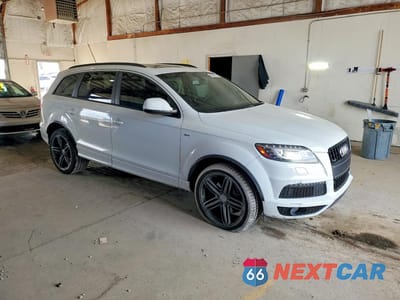 Czwarte zdjęcie samochodu z boku: 2014 AUDI Q7 PRESTIGE VIN:WA1WMAFE5ED019807 - miniatura