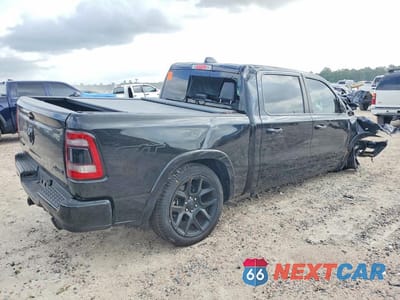 Trzecie zdjęcie samochodu z tyłu: 2022 RAM 1500 LARAMIE VIN:1C6SRFJT6NN414699 - miniatura