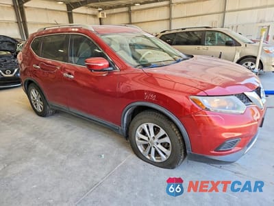 Czwarte zdjęcie samochodu z boku: 2015 NISSAN ROGUE SV VIN:KNMAT2MV6FP580089 - miniatura