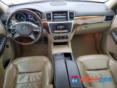 Zdjęcie 8 z 13 samochodu: 2013 MERCEDES-BENZ ML 350 BLUETEC VIN:4JGDA2EB4DA200430 - miniatura