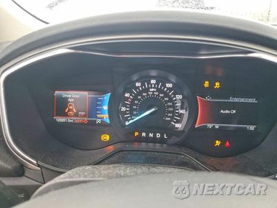 Zdjęcie 9 z 12 samochodu: 2020 FORD FUSION SE VIN:3FA6P0HD5LR185976 - miniatura