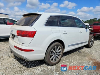 Trzecie zdjęcie samochodu z tyłu: 2019 AUDI Q7 PREMIUM PLUS VIN:WA1LHAF70KD028371 - miniatura