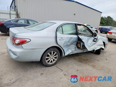 Trzecie zdjęcie samochodu z tyłu: 2004 LEXUS ES 330 BASE VIN:JTHBA30GX45009140 - miniatura