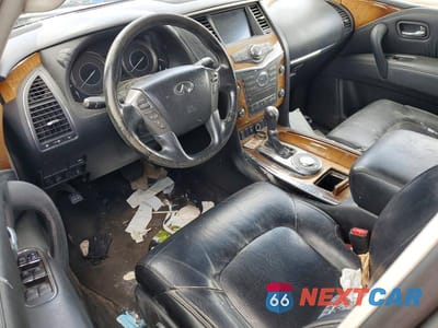 Zdjęcie 8 z 13 samochodu: 2017 INFINITI QX80 BASE AWD VIN:JN8AZ2NE2H9154554 - miniatura