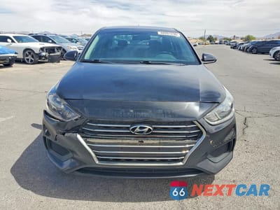 Piąte zdjęcie samochodu w środku: 2022 HYUNDAI ACCENT SE VIN:3KPC24A67NE174096 - miniatura