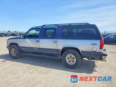 Drugie zdjęcie samochodu z przodu: 1997 CHEVROLET SUBURBAN K1500 VIN:1GNFK16R1VJ345577 - miniatura
