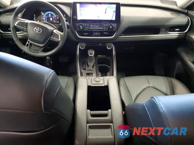 Zdjęcie 8 z 14 samochodu: 2025 TOYOTA GRAND HIGHLANDER XLE VIN:5TDAAAB57SS088139 - miniatura
