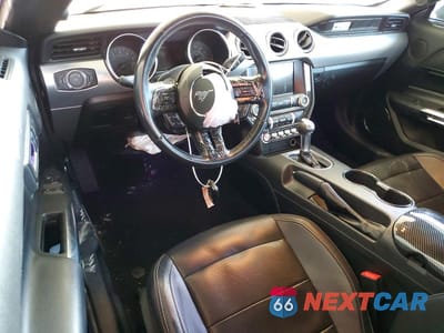 Zdjęcie 8 z 13 samochodu: 2022 FORD MUSTANG VIN:1FA6P8TH7N5107083 - miniatura