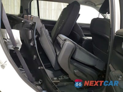 Zdjęcie 11 z 14 samochodu: 2023 JEEP GRAND CHEROKEE L LAREDO VIN:1C4RJKAG2P8821205 - miniatura