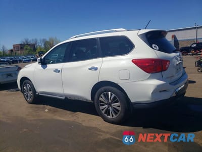 Drugie zdjęcie samochodu z przodu: 2017 NISS PATHFINDER S VIN:5N1DR2MM4HC682886 - miniatura