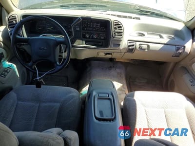Zdjęcie 8 z 13 samochodu: 1996 CHEVROLET GMT-400 C3500 VIN:1GCHC33J1TF014362 - miniatura